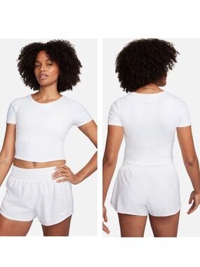 Nike One Dri-FIT Cropped Tee White M Fitted Athletic Top Workout Shirt
